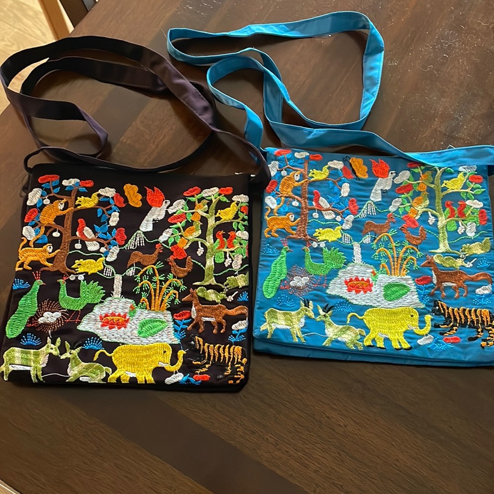 Thai Crossbody Bags